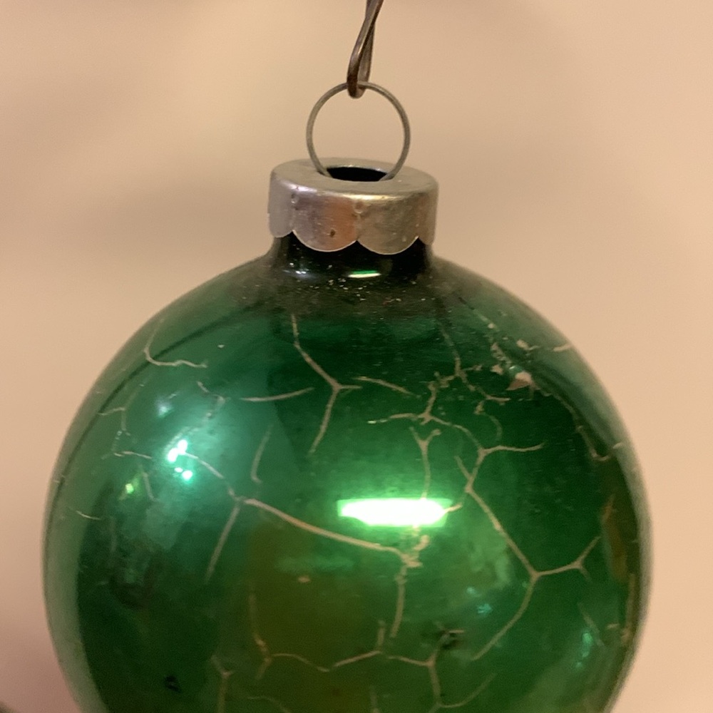 Vintage Christmas Ornament - Glass - Picture 5 of 6